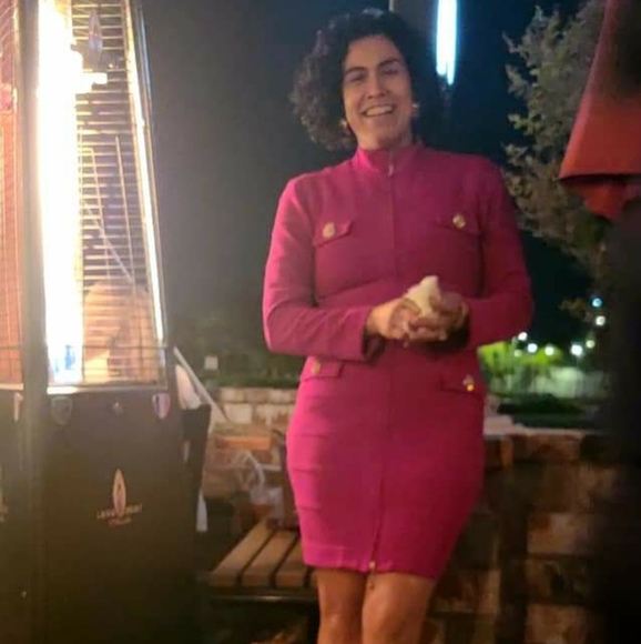 Poshmark - Picture 8 of 8